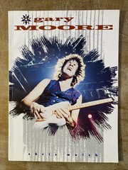 GARY MOORE ROCK N ROLL BIOGRAPHY BY CHRIS WELCH PAPERBACK VERY GOOD CONDITION