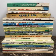 Lot of 23 Vintage Scholastic Paperback Kids Books 1960s SBS TX TW Jokes History