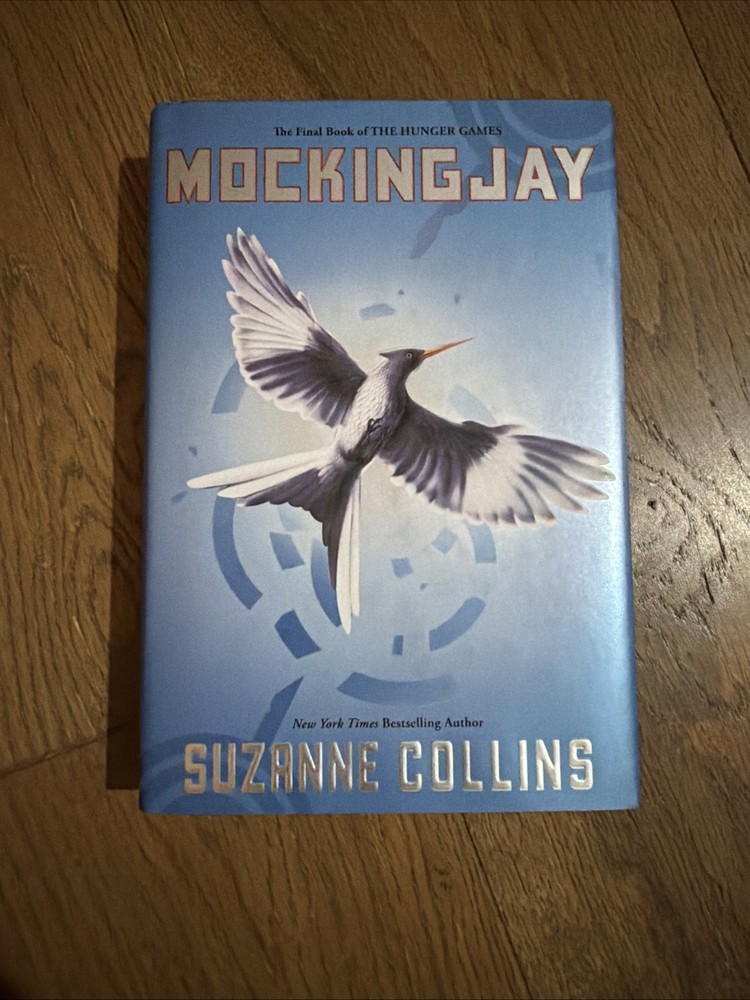 Mockingjay (Hunger Games, Book Three) by Suzanne Collins (2010, Hardcover)