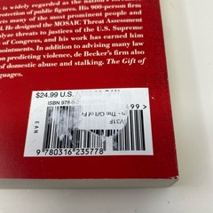 Back Bay Books The Gift of Fear, Red Trade Paperback by de Becker