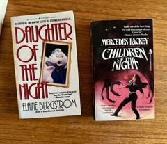 VAMPIRE Dracula PAPERBACK Book LOT Horror PN ELROD Les Daniels DAN SIMMONS++