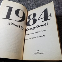 1984 George Orwell 1949 Dystopian Fiction Signet Classic Paperback