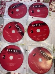 💗 Beth Moore DVD Bible Study Kit on Daniel DVDs 1 Leader Guide