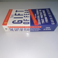 The Gift of Fear by Gavin De Becker Mass Market Dell Publishing 1998