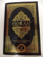 The Clear Quran English Translation of Koran by Dr. Mustafa Khattab