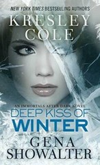 Deep Kiss of Winter (Immortals After Dark) – Mass Market Paperback – GOOD