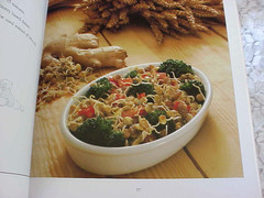 Vintage Vegetarian Cookbook Delicious Meals Sweetwater Press 112 pages