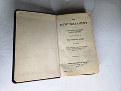 Lot of 3 – Vintage NEW TESTAMENT Vest Pocket Bibles, World and Bible Society