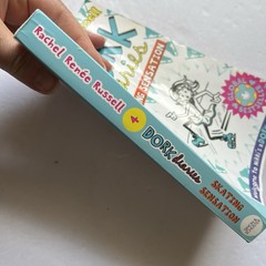 Dork Diaries 4 Skating Sensation Rachel Renee Russell Paperback