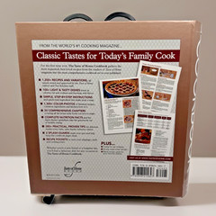 The Taste of Home Cookbook 2007 Ringbound Binder Edition Editors Reader’s Digest