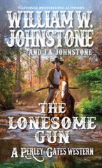 The Lonesome Gun (A Perley Gates Western) – Mass Market Paperback – GOOD