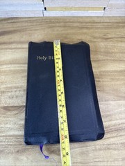 Holy Bible KJV – John C. Winston / International Series Self Pronouncing
