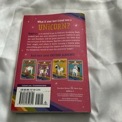 Unicorn Academy #1: Sophia and Rainbow by Julie Sykes (2019, Digest Paperback)