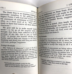 One Day at a Time in Al-Anon Pocket Size 1979 Thirteenth Printing Vintage Book