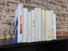 Books by the Foot | Color-Coordinated Decorative Hardcover Books, Decor, Staging
