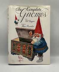 Vintage The Complete Gnomes Wil Huygen Rien Poortvliet HC Blue Abrams USA Signed