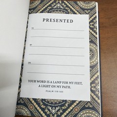 NIV, Wide Margin Bible (A Bible that Welcomes Note-Taking), Leathersoft, Navy