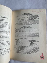 Vintage Mogen David Wine Booklet Promotional Recipes, Cookbook 42 Pages 5×7