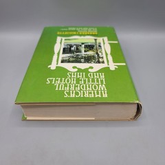 America’s Wonderful Little Hotels and Inns Hardcover Barbara Crossette 1980 DJ