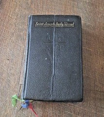 Saint Joseph Daily Missal Rev. Hugo H. Hoever 1961 Revised Edition Catholic Book
