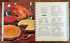 Betty Crocker Good and Easy Cook Book 1962 1st Edition 3rd Printing 192 Pages