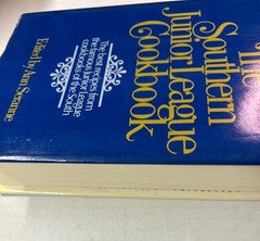 The Southern Junior League Cookbook – Ann Seranne 1977 HB/DJ Home Cookin’