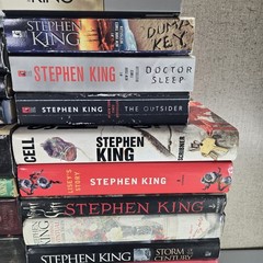 Stephen King Lot of 24 Hardcover & PB Books Mixed Titles Horror Thriller Novels