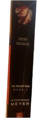 The Twilight Saga Ser.: New Moon by Stephenie Meyer (2008, Trade Paperback)