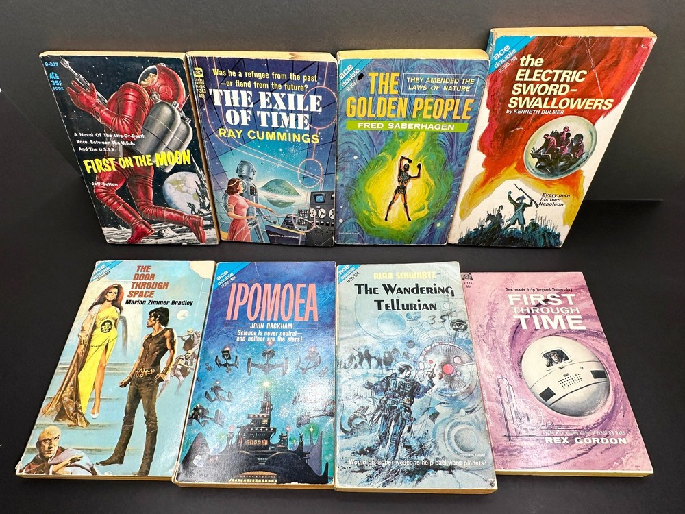 Vintage Science Fiction Ace Double Paperback Lot 8 Books 13 Stories PBO Firsts