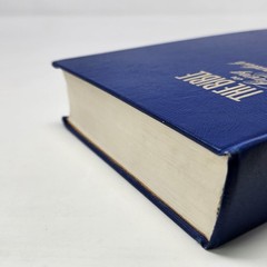 The Bible in Living English Hardcover 1979 Printing Byington Watchtower VG
