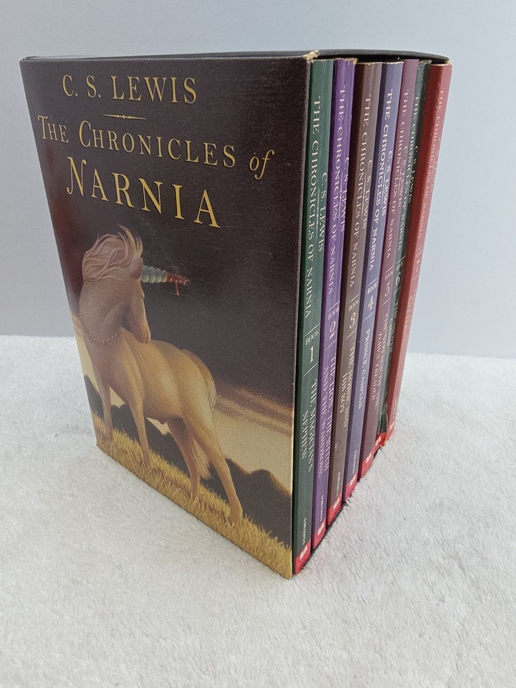Chronicles of Narnia Boxed Set by C. S. Lewis Books 1-7