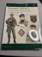 Lot 4 OSPREY Books VIETNAM WAR Uniforms Equipment Excellent Condition
