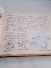Vintage 1978 Reader’s Digest Illustrated Guide to Gardening Hardcover; 672 pages