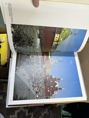 German Language Book – Moskau- 190 pages of sights in Moscow. Vintage 1989.