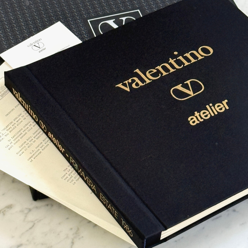Valentino Atelier 1986 Swatch Book #115 – Vintage Spring Summer Haute Couture