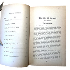 The Diet of Oxygen, E. T. Tennyson, A Harvest Publication, 1956, 110 pages