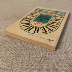 Slaughterhouse-Five by Kurt Vonnegut Jr. 1969 Delta Paperback 3rd Printing