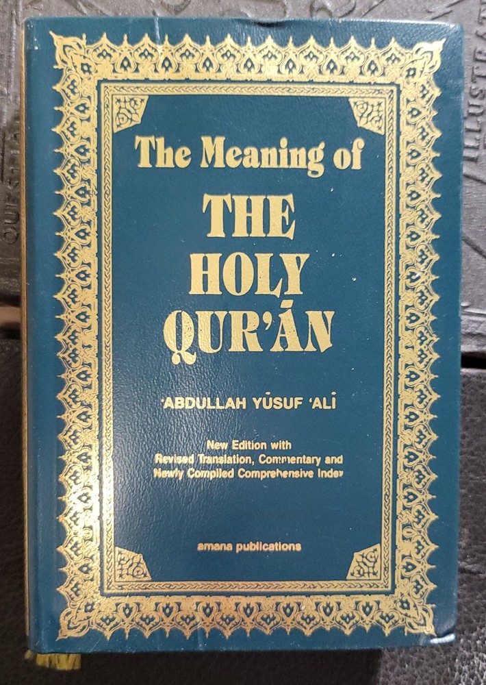 The Meaning of the Holy Qur’an (English and Arabic Edition) – Pocket size