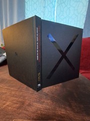 Insight Editions The Complete X-Files Hardcover Illustrated Box Set Inserts 2008