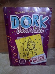 Dork Diaries Books Lot of 8 Rachel Renee Russell Childrens books 1 thru 7 + 14