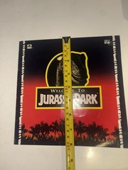 Jurassic Park 1993 Illustrated Movie Book Published For Original Movie