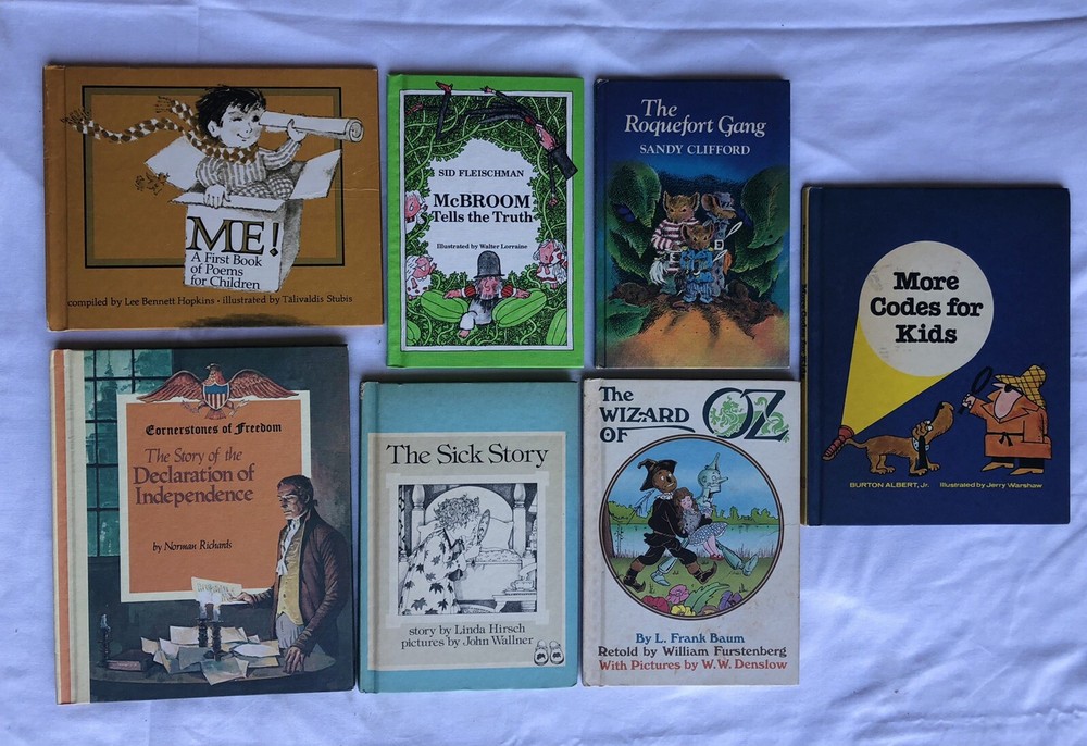 Mixed Lot of 7 Vintage Weekly Reader Books With The Wizard Of Oz