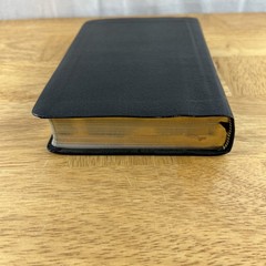 Compact Gift Bible NLT (Bonded Leather, Black) – bonded_leather Tyndale