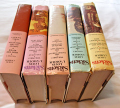 THE SACKETTS Complete 5 Volume Series by LOUIS L’AMOUR Book Club Edition HCDJ