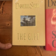 Lot of 10 Danielle Steel Books Romance Assortment As Shown In Pictures