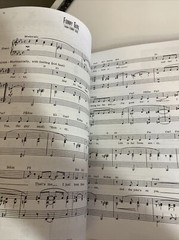 Hollywood Musicals Year by Year : 1965-1977 Hal Leonard Publishing Corp abh