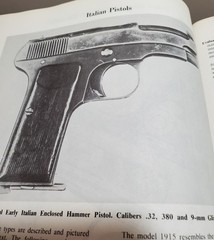 SMALL ARMS OF THE WORLD, MILITARY, REFERENCE BOOK, 768 PAGES!