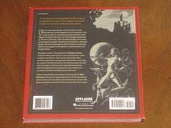 THE ART OF HORROR: AN ILLUSTRATED HISTORY – Stephen Jones (2015) APPLAUSE BOOKS