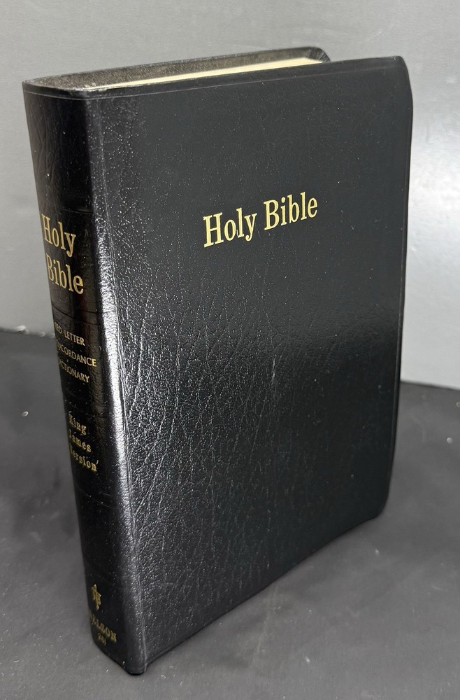 Holy Bible-King James Version 1972 Thomas Nelson Publication-Leather Bound-MINT!
