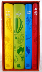 Discovery Word Cloud 4 Classic Set Oz Wind Willows Aesop Faux leather clean